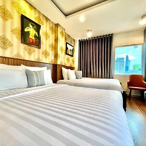 bizu-hotel-district-1-city-center-183-de-tham-street.hotelsvungtau.com/